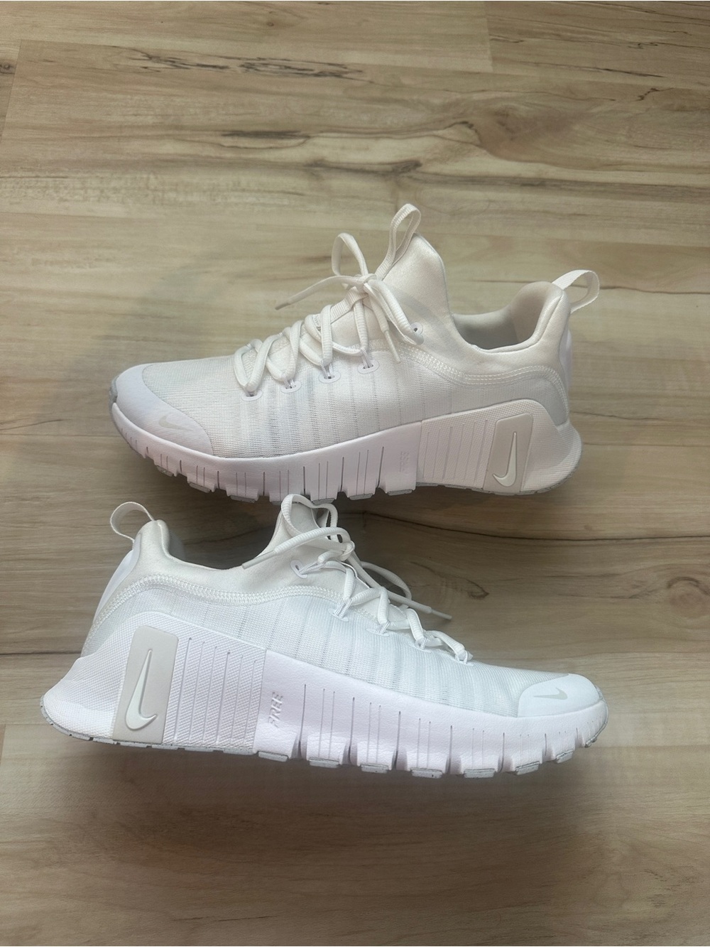 Women’s Nike Free Metcon sneakers